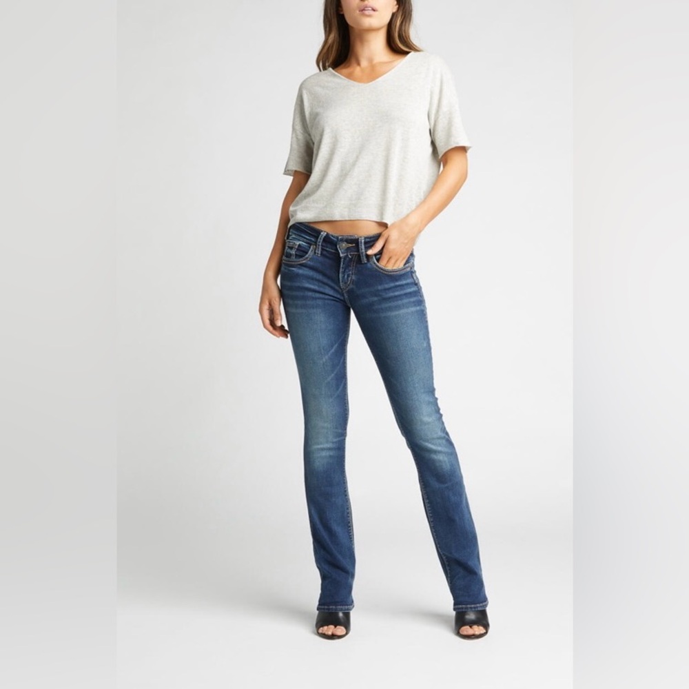 Silver Suki Slim Bootcut Jeans size 28/33